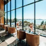 - Tuzla Bay By Ihg Hotel Estambul