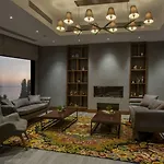 - Tuzla Bay By Ihg Hotel Estambul