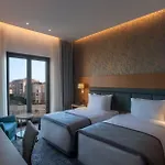 - Tuzla Bay, An Ihg 4*