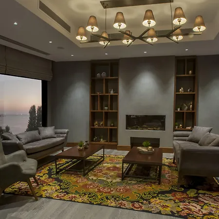 - Tuzla Bay By Ihg Hotel Istanbul