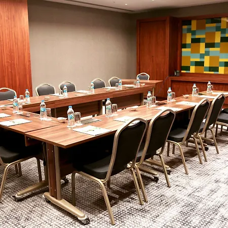 - Tuzla Bay, An Ihg 4* İstanbul