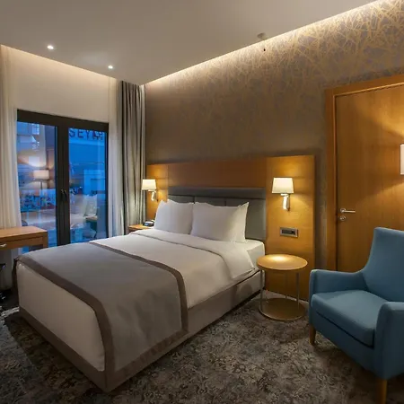 - Tuzla Bay By Ihg Hotel Istanbul